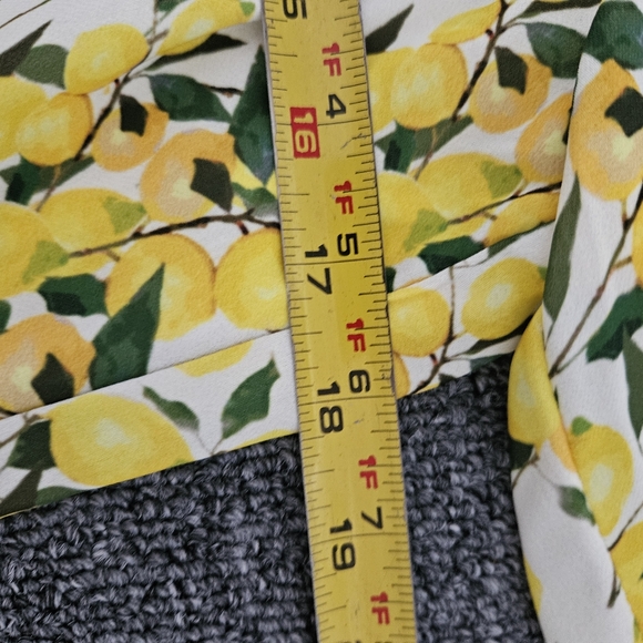 Cold shoulder lemon print blouse.  Flat friendly! - Picture 9 of 9